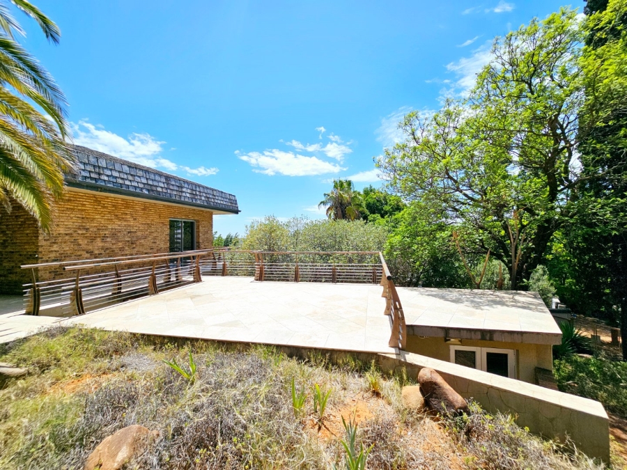 8 Bedroom Property for Sale in Waverley Free State